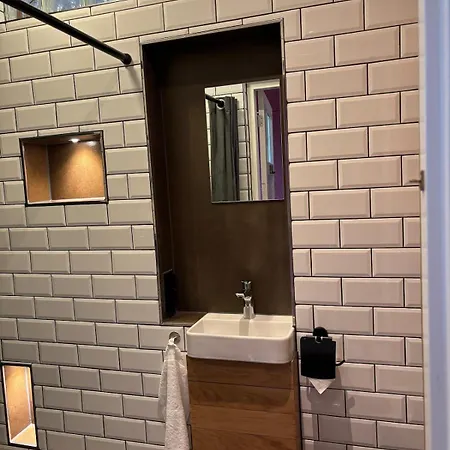Het Voorhuis Appartamento Stompetoren